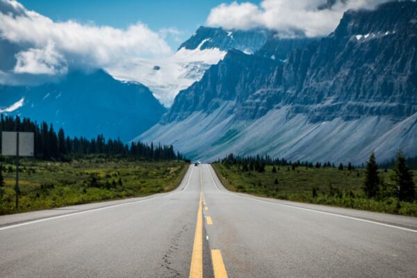 Best Destinations for Adventure Road Trip Tours