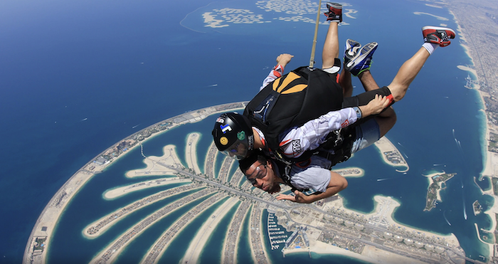 Best Destinations for Skydiving Around the World