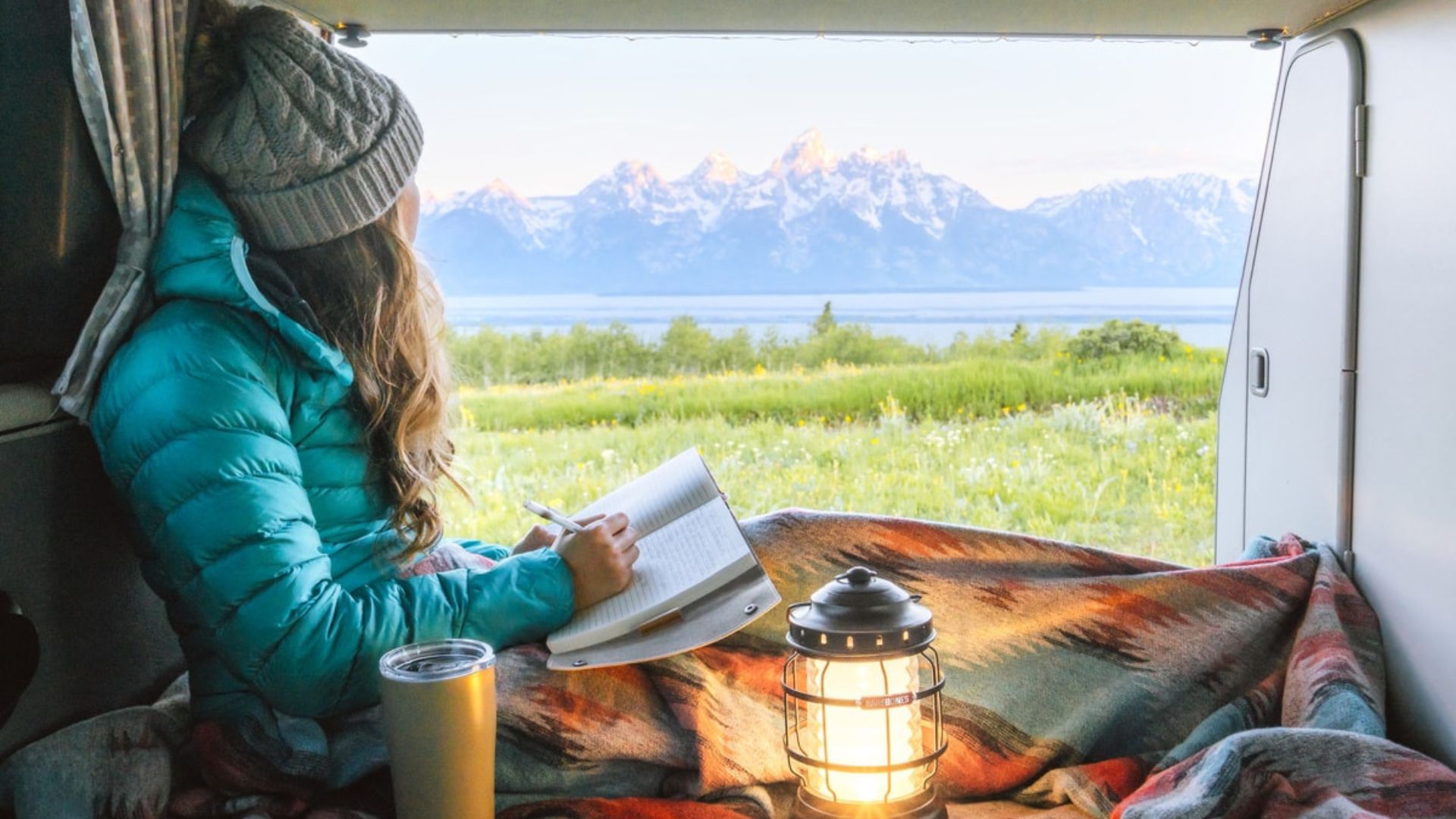 How to Find Budget-Friendly Road Trip Tours