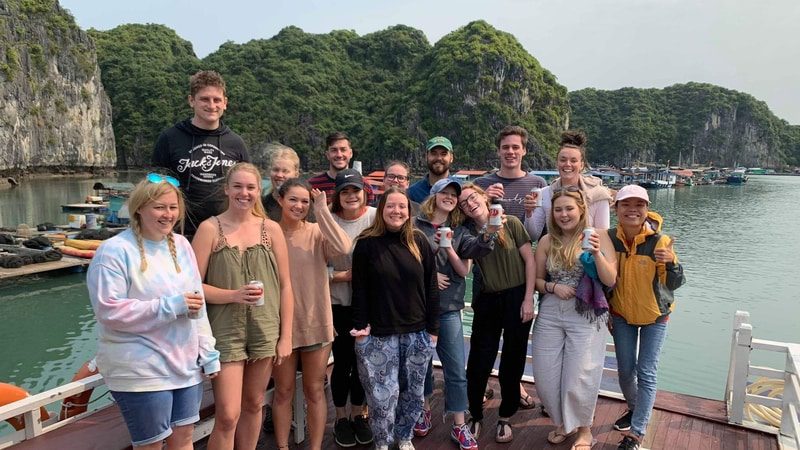 Tips for Making Friends on a Group Tour