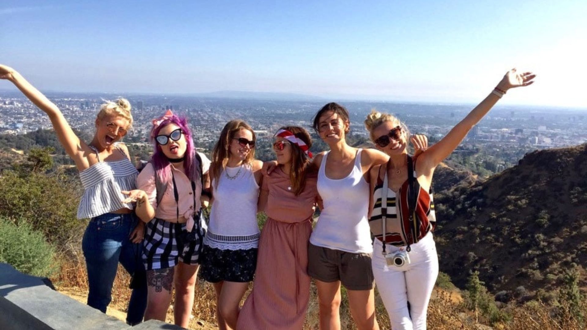 Top Group Tours for Solo Travelers