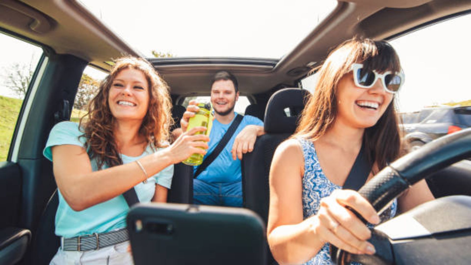 Travel Hacks for Avoiding Road Trip Pitfalls